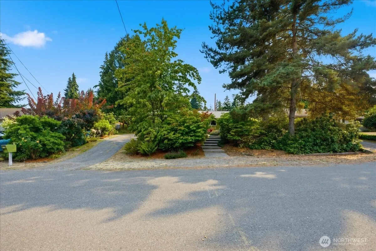 Property photo for 2145 N 146th Street, Shoreline photo 2