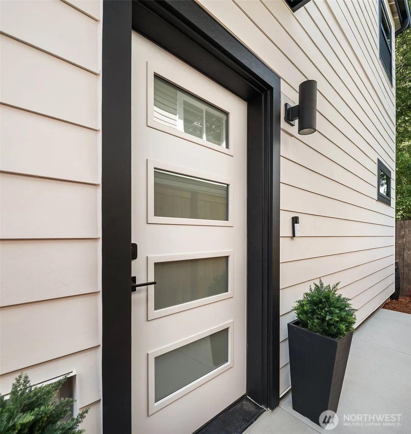 Property photo for 3513 Sw Austin Street, Seattle photo 2