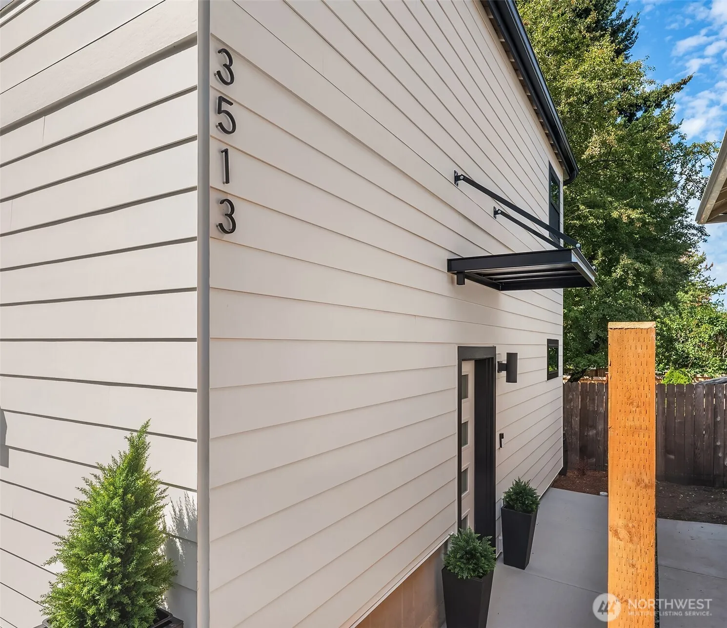 Property photo for 3513 Sw Austin Street, Seattle