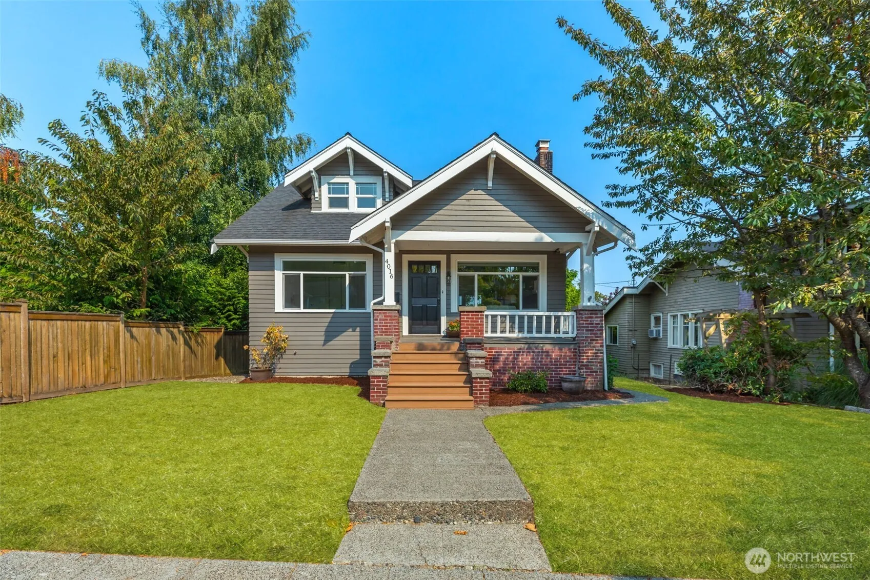 Property photo for 4016 38th Avenue Sw, Seattle