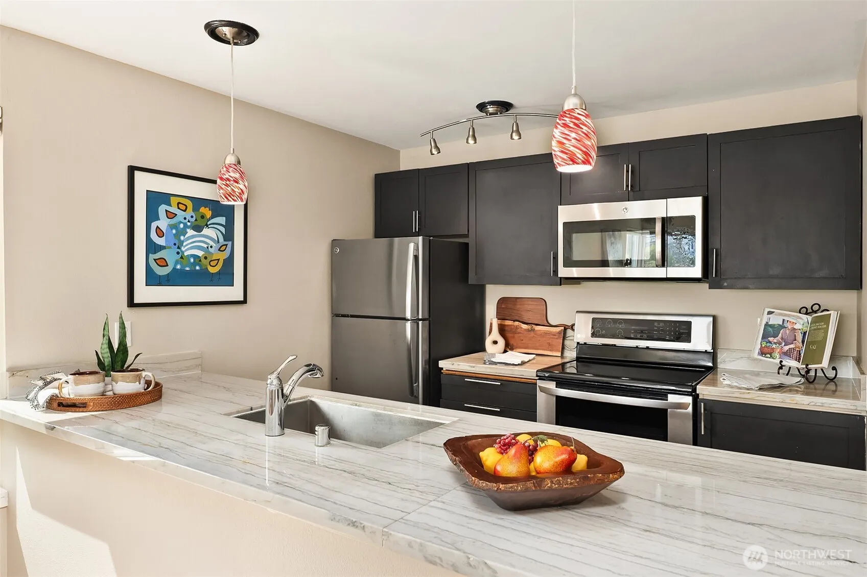 Property photo for 10329 Meridian Avenue N #202, Seattle photo 4