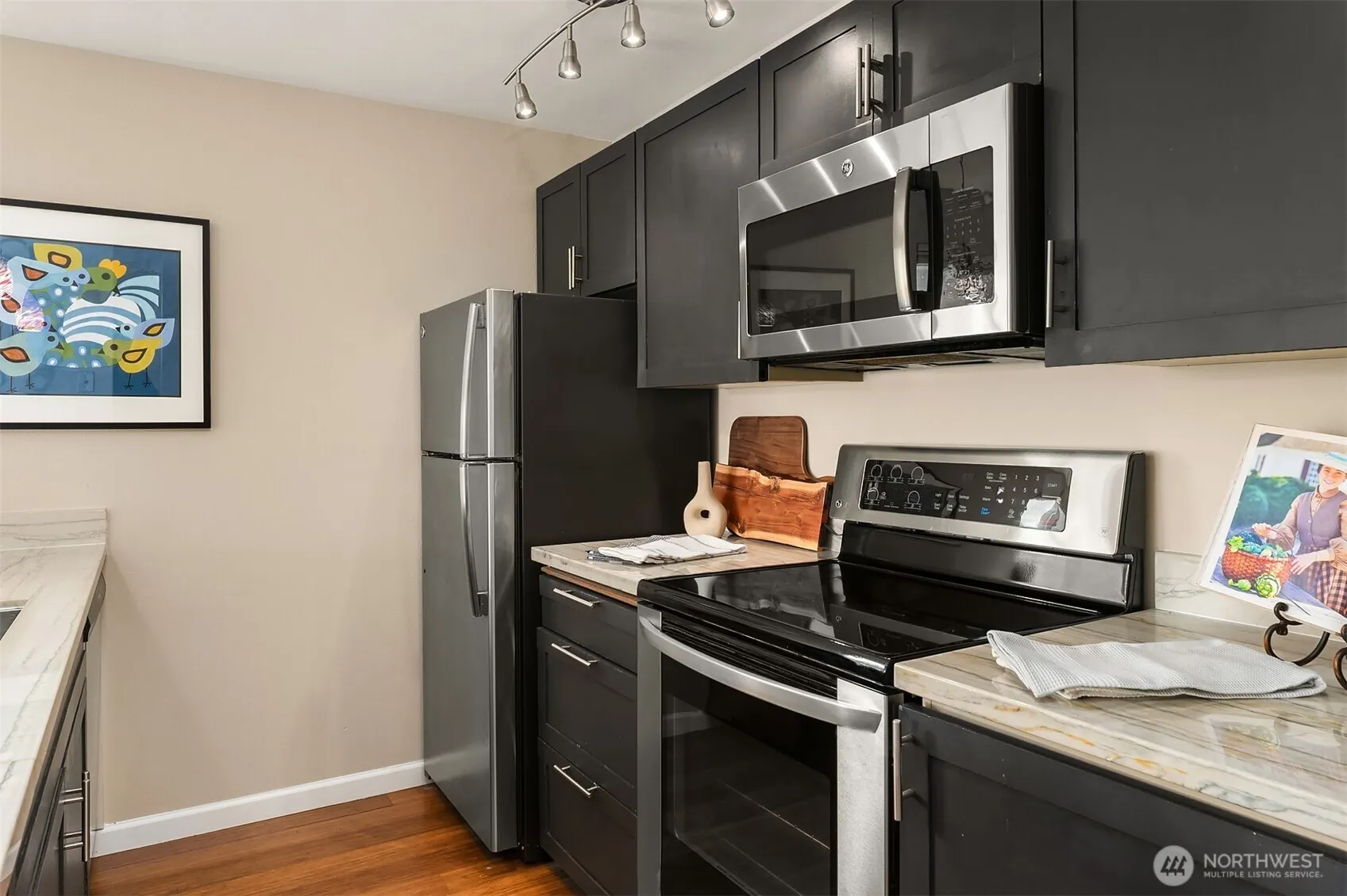 Property photo for 10329 Meridian Avenue N #202, Seattle photo 3