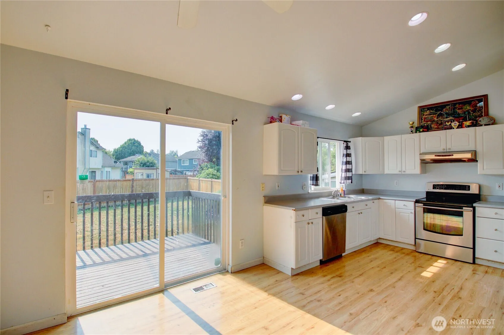 Property photo for 15355 Heintz Avenue Se, Monroe photo 5