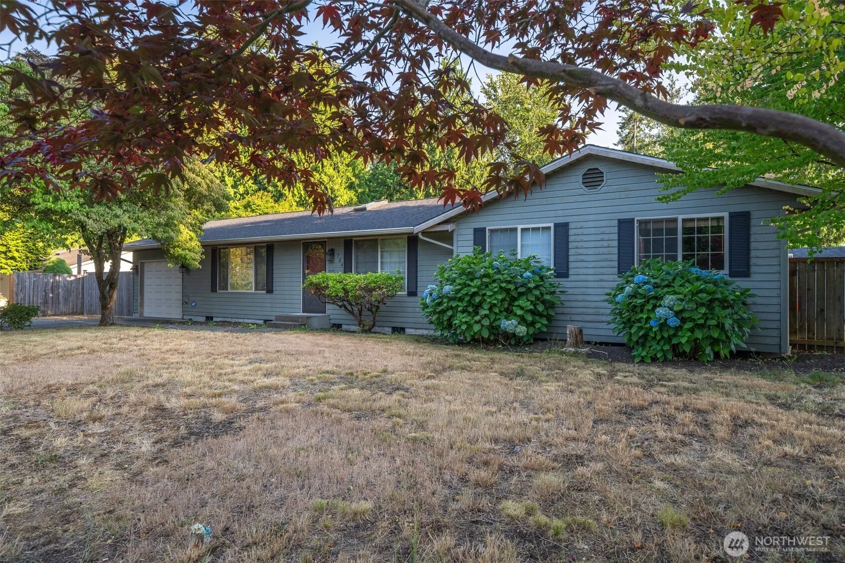 Property photo for 704 105th Place Se, Everett