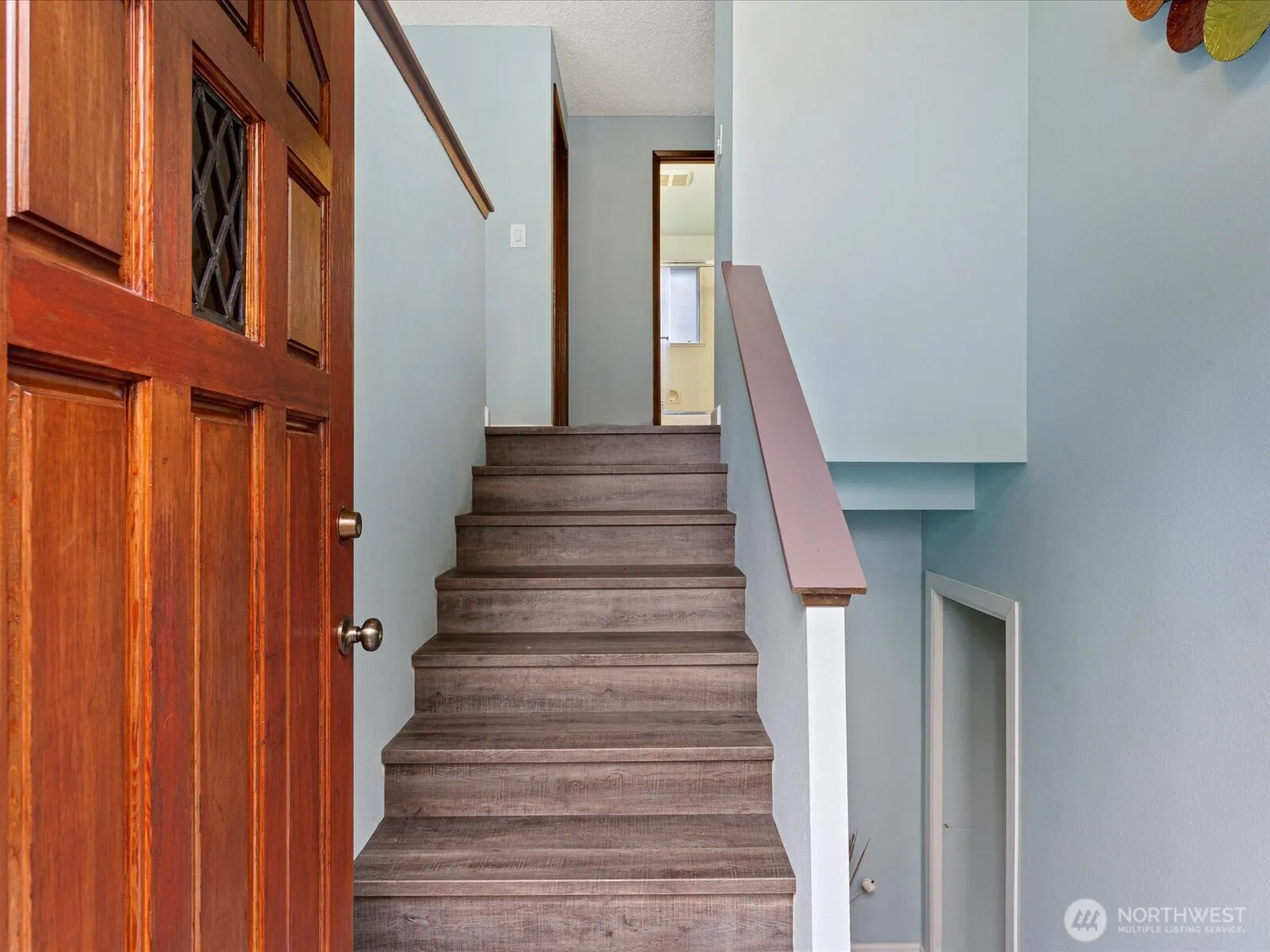 Property photo for 16445 Ambaum Boulevard S, Burien photo 5
