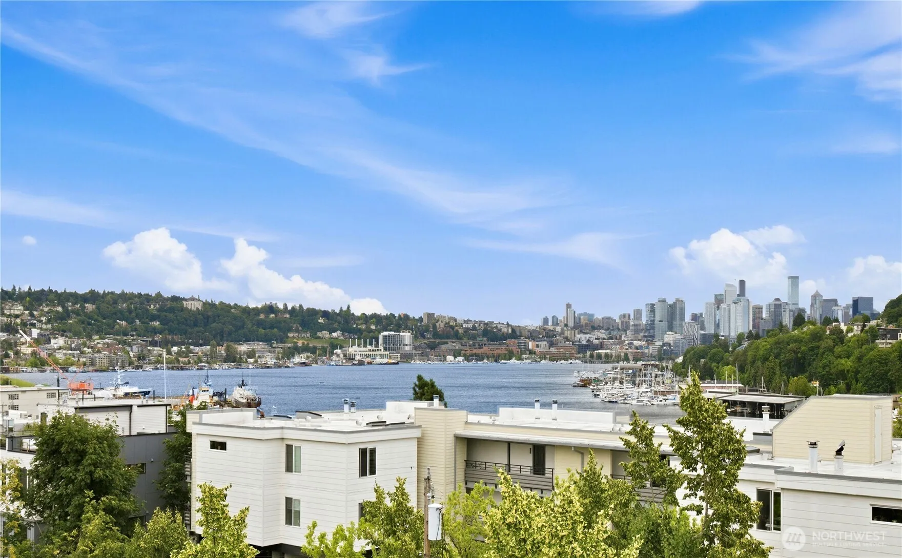 Property photo for 936 N 35th Street #e, Seattle