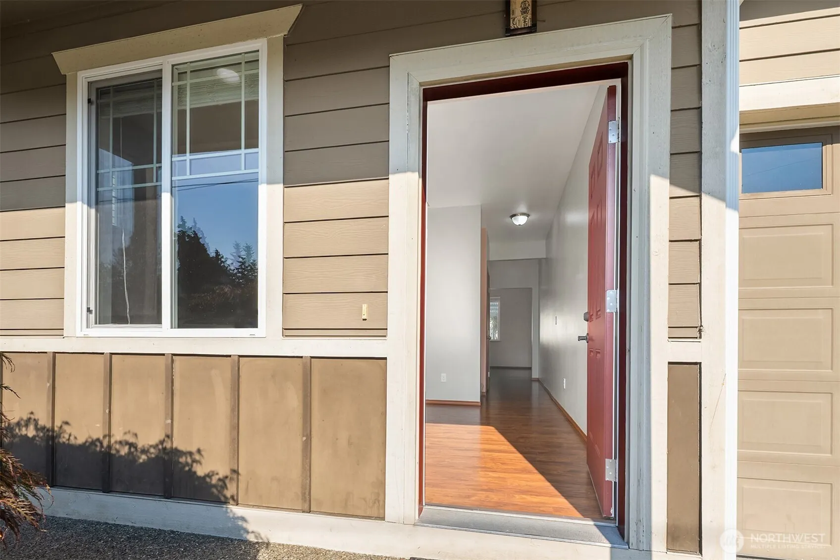 Property photo for 8313 Upper Ridge Road Se #2, Everett photo 4