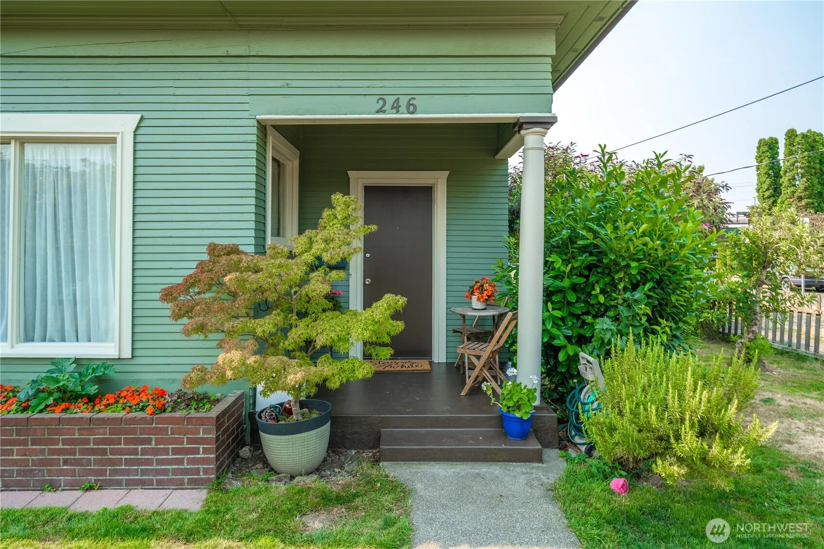 Property photo for 246 4th Avenue Nw, Puyallup photo 2