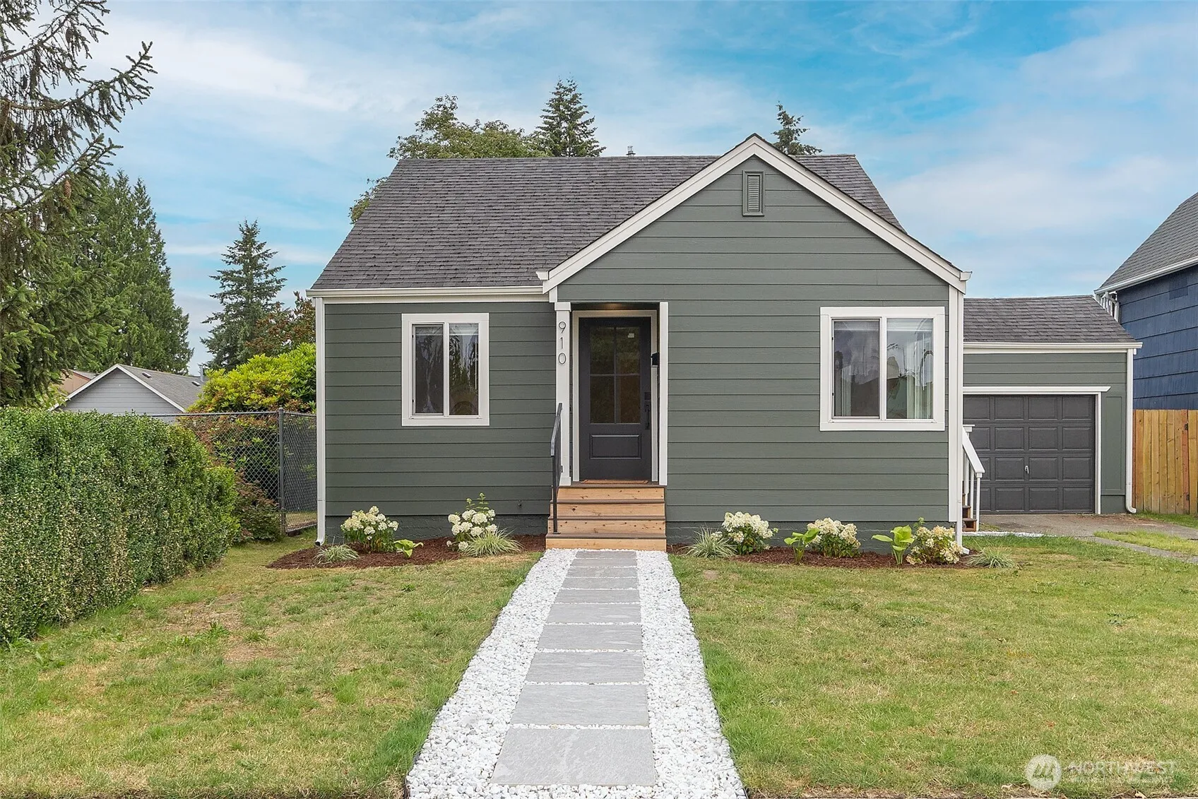 Property photo for 910 E Main Street, Auburn