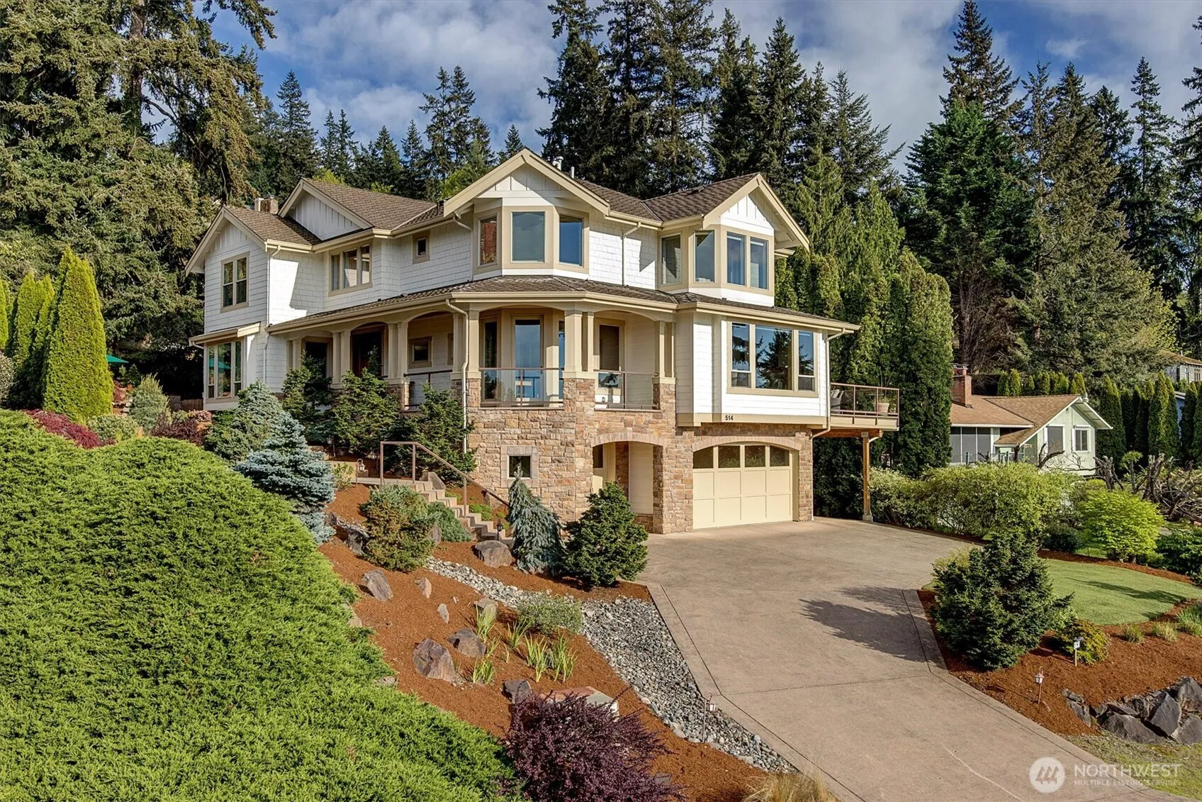 Property photo for 514 205th Avenue Ne, Sammamish