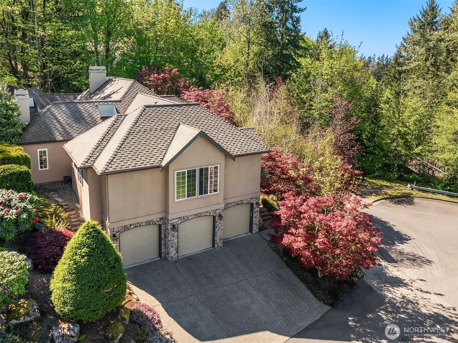 Property photo for 17247 Se 54th Place, Bellevue