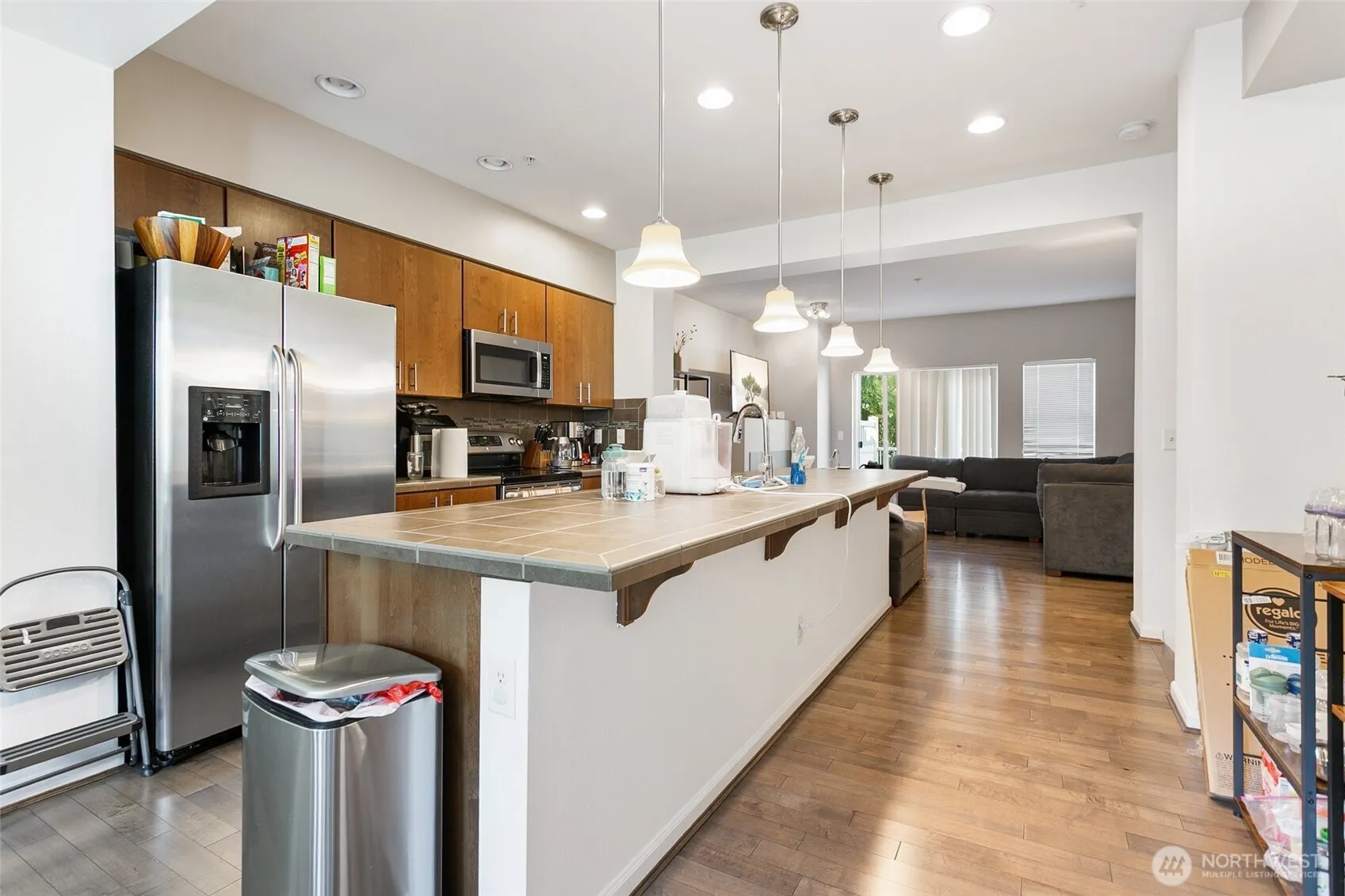 Property photo for 15720 Manor Way #j6, Lynnwood photo 3