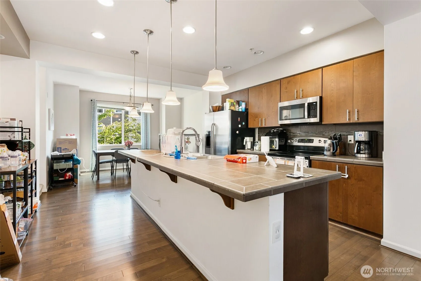 Property photo for 15720 Manor Way #j6, Lynnwood photo 4