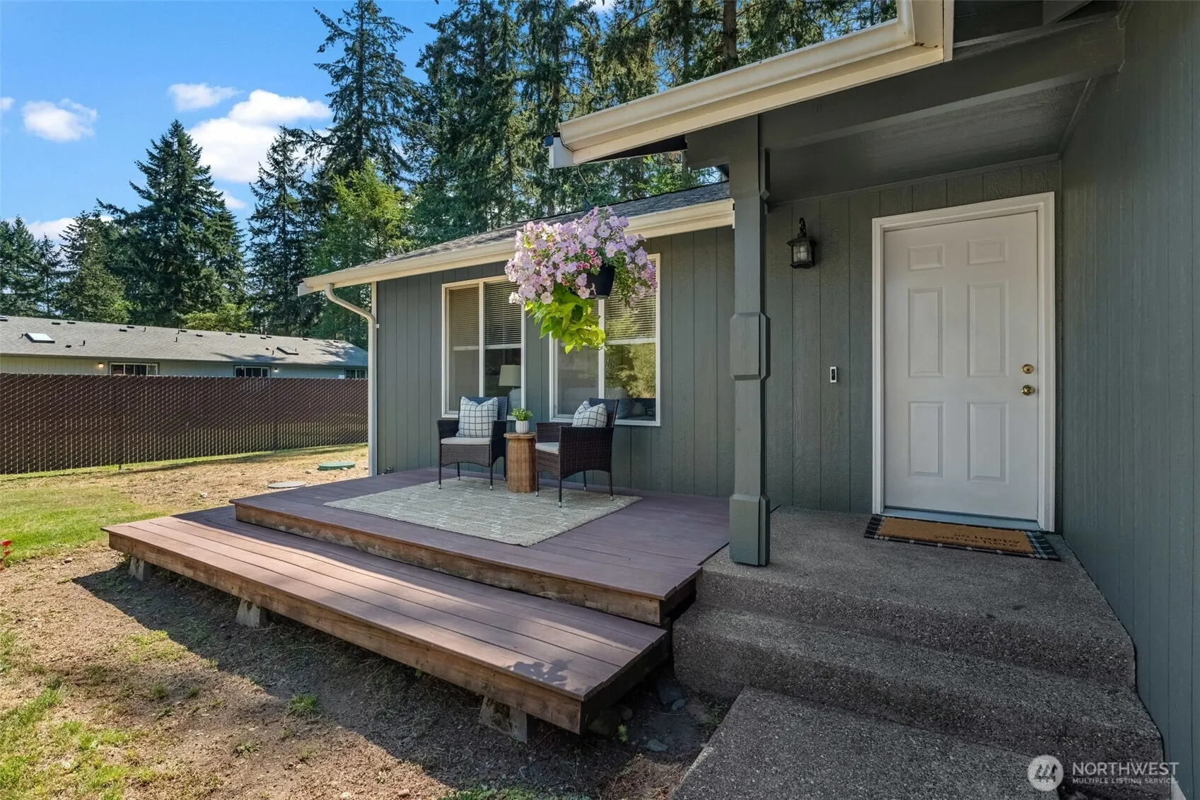 Property photo for 16015 10th Avenue E, Tacoma photo 2