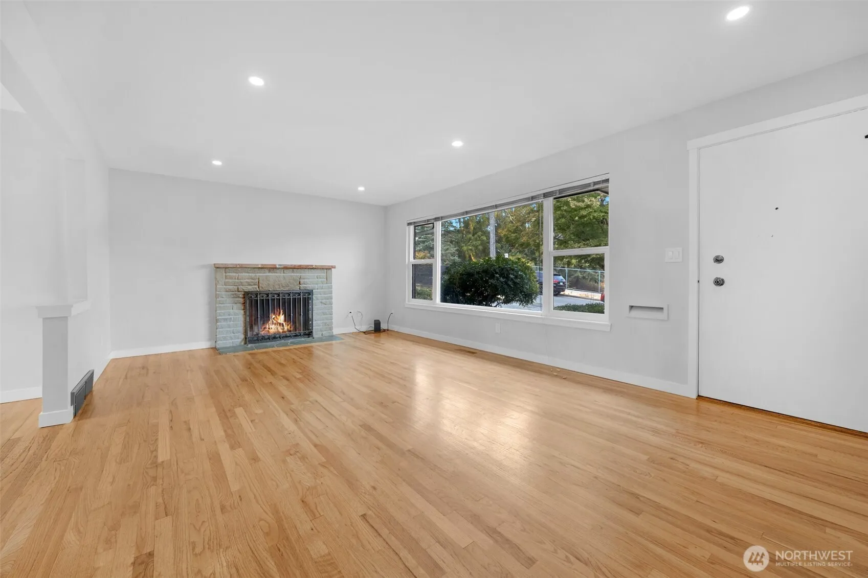 Property photo for 3811 Sw 104th Street, Seattle photo 3