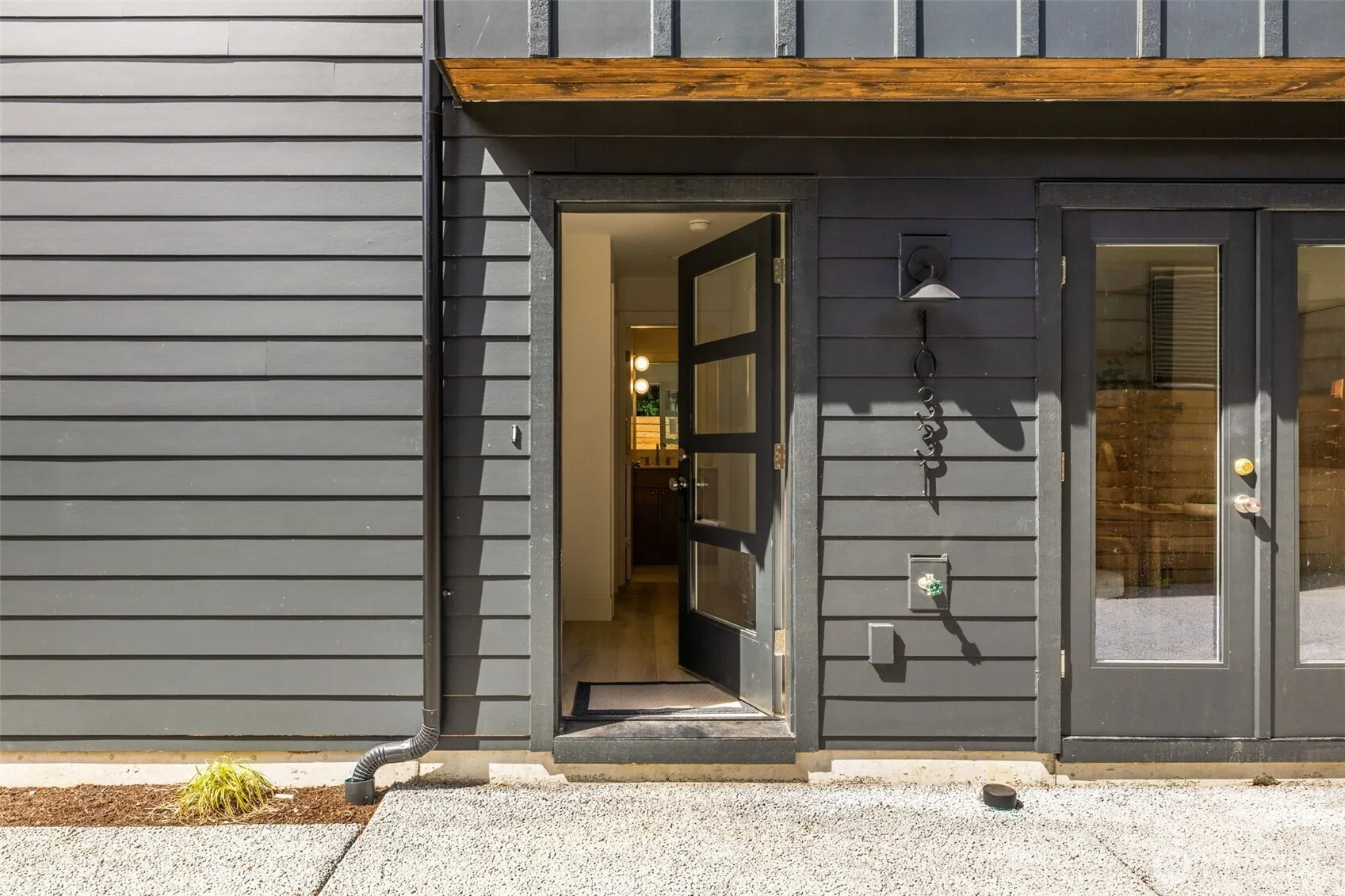 Property photo for 10331 Ashworth Avenue N, Seattle photo 2