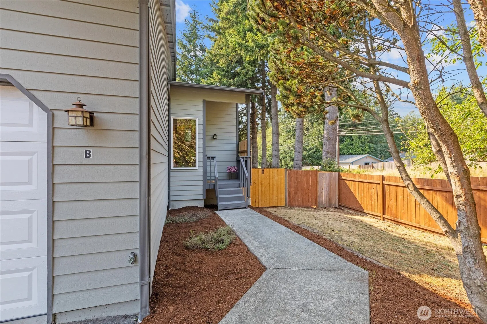Property photo for 14006 52nd Avenue W, Edmonds photo 3