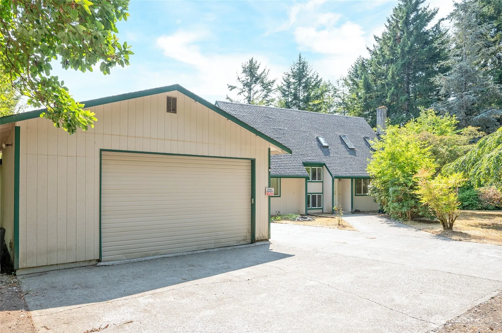 Property photo for 5724 Ne Puget Beach Road Ne, Olympia photo 4