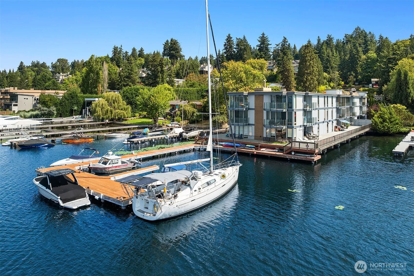 Property photo for 4561 Lake Washington Boulevard Ne #306, Kirkland photo 2