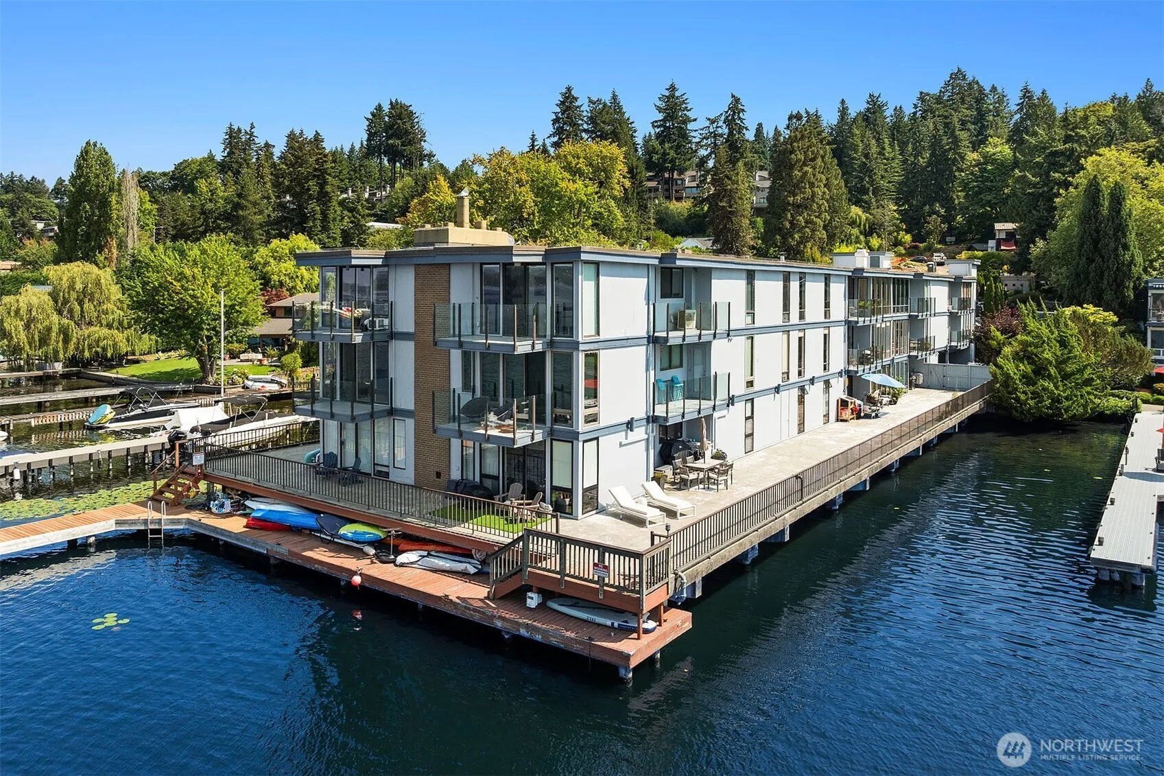 Property photo for 4561 Lake Washington Boulevard Ne #306, Kirkland
