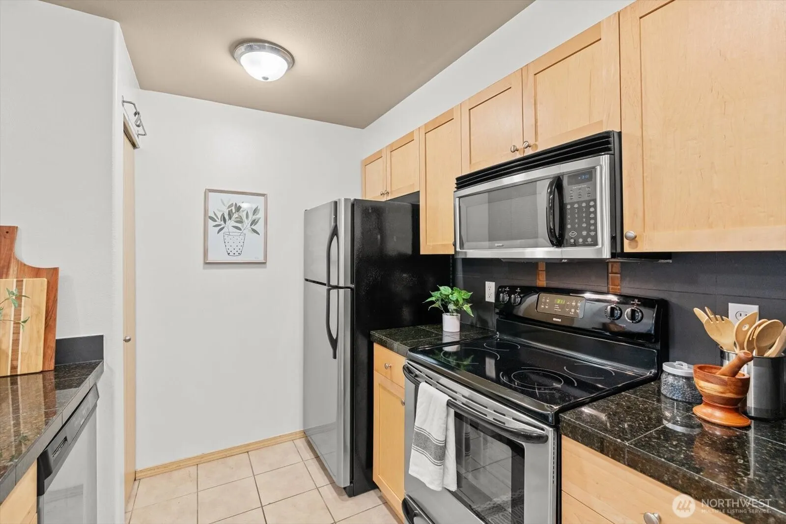 Property photo for 9057 Greenwood Avenue N #306, Seattle photo 3
