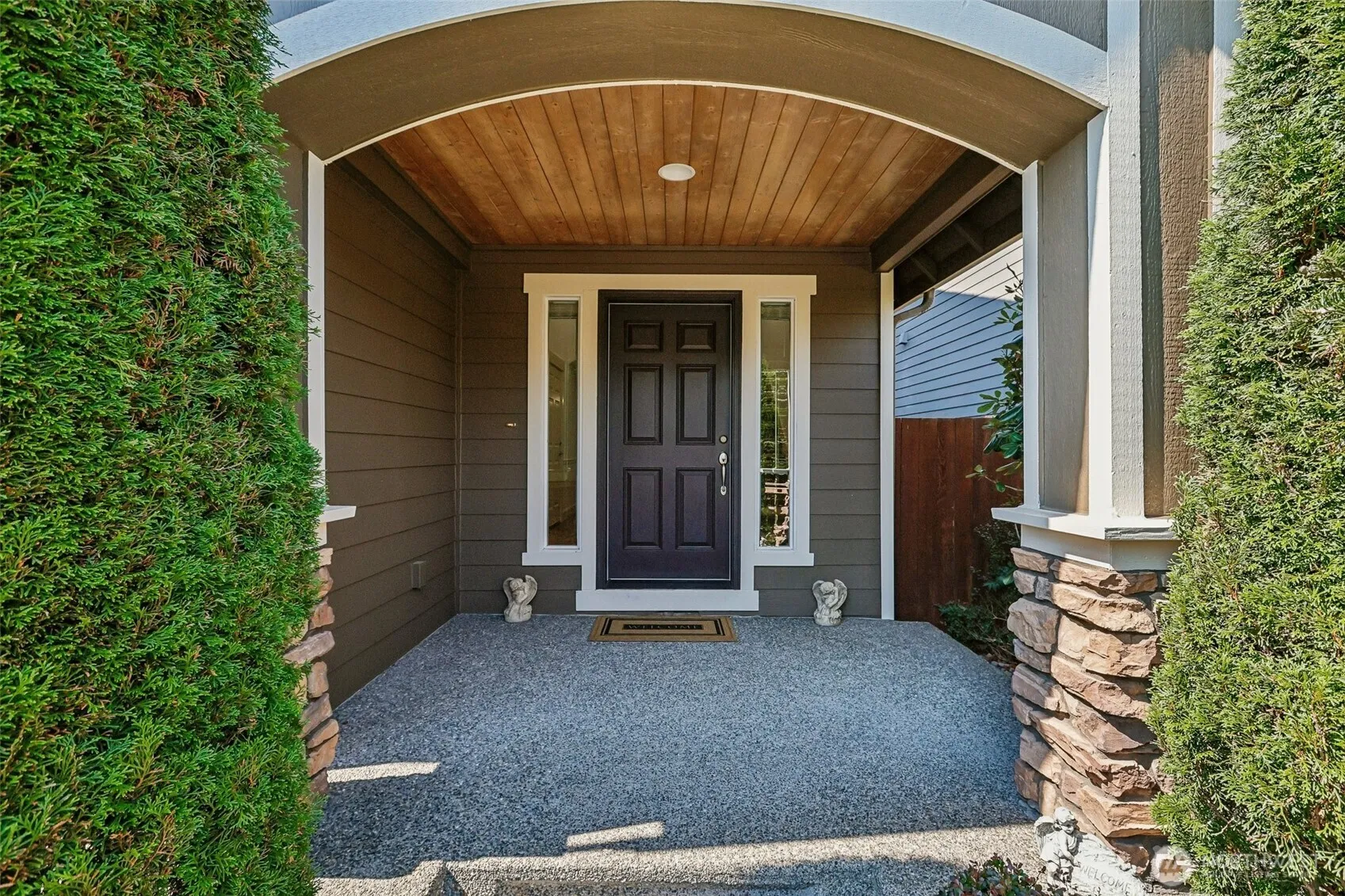 Property photo for 603 194th Place Se, Bothell photo 2