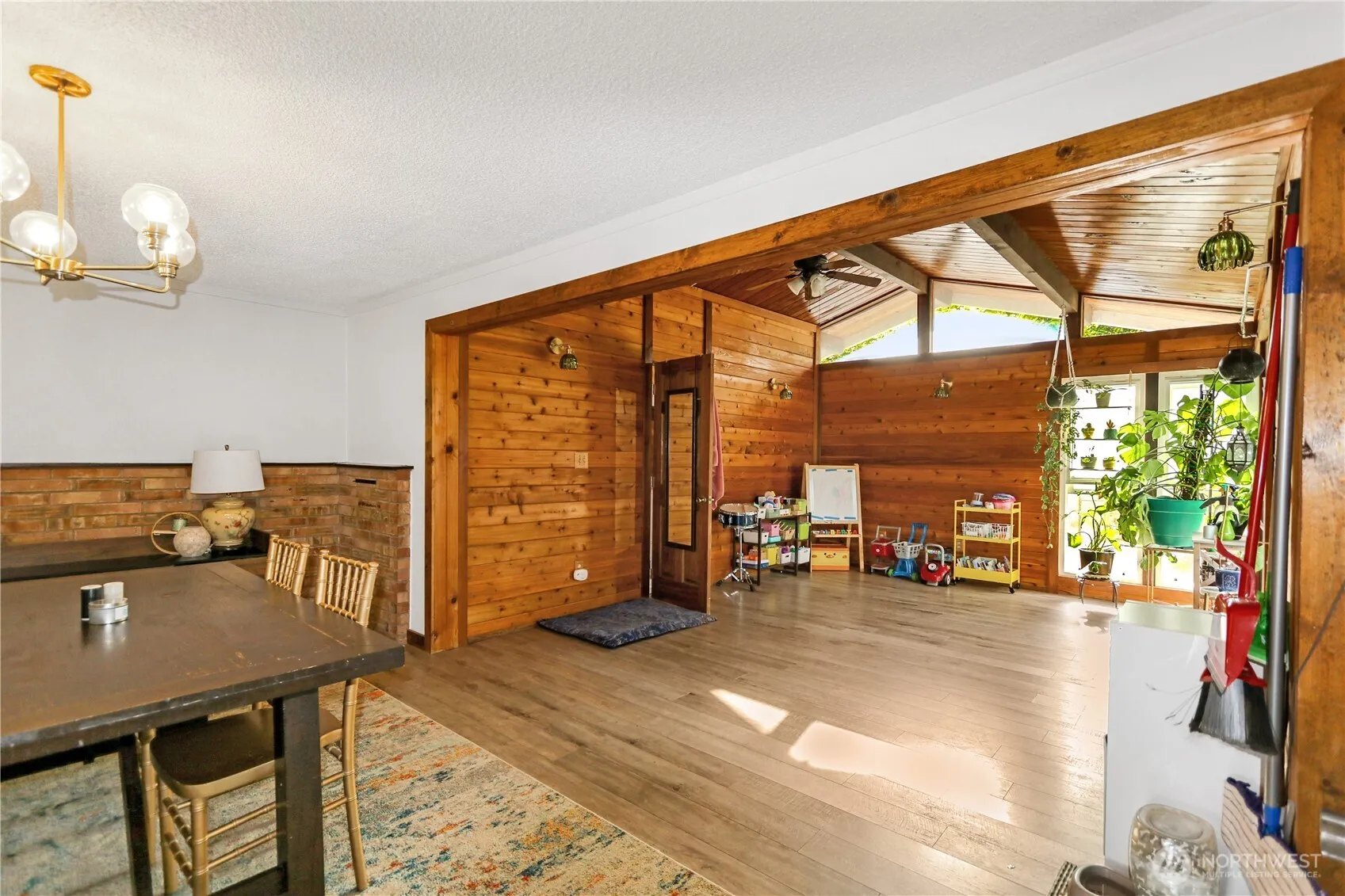 Property photo for 18627 32nd Avenue S, Sea Tac photo 5