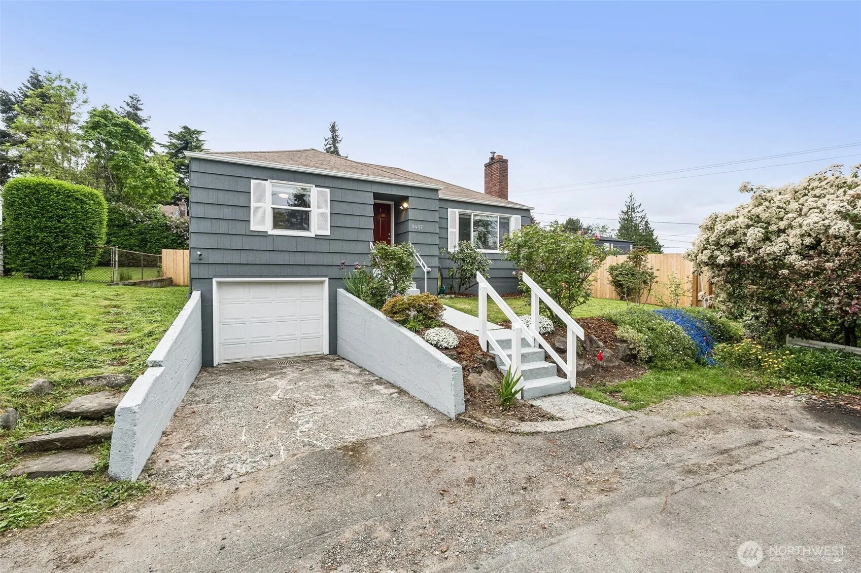 Property photo for 9417 44th Place Ne, Seattle photo 2
