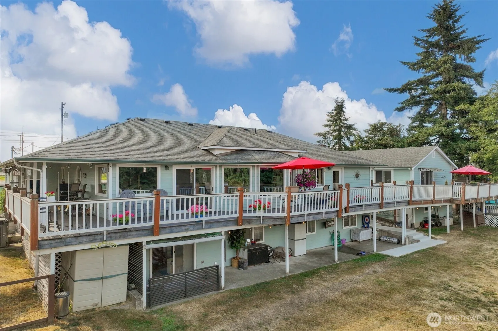 Property photo for 6969 Vickery Avenue E, Tacoma photo 3