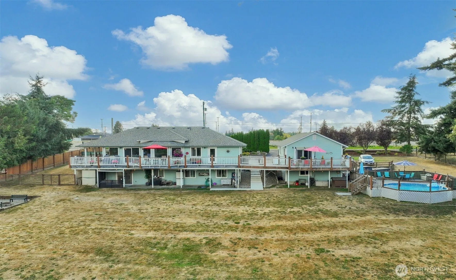 Property photo for 6969 Vickery Avenue E, Tacoma photo 2