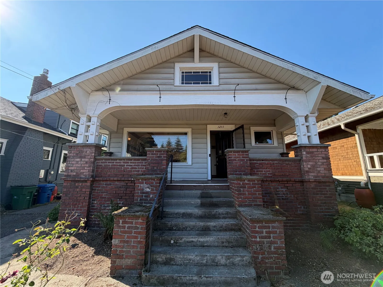 Property photo for 1211 N 50th Street, Seattle photo 2