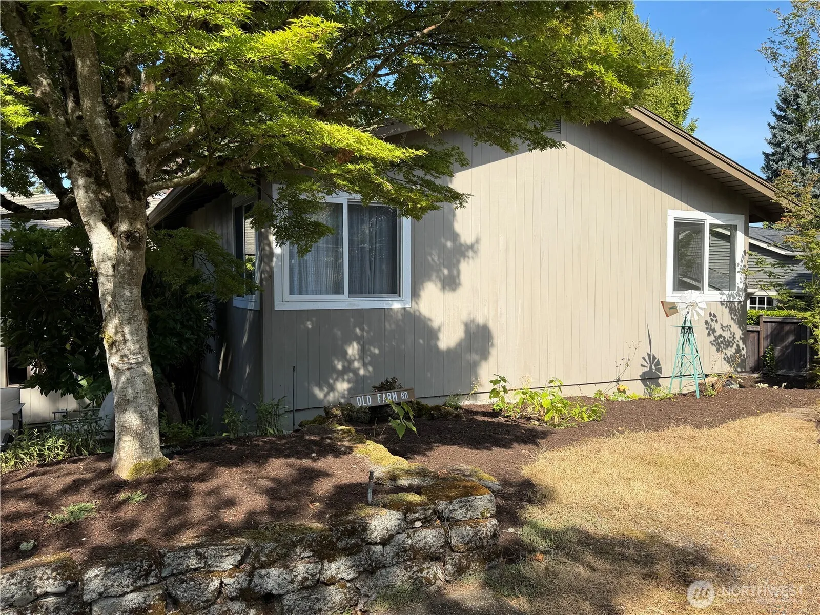 Property photo for 9022 Ne 41st Street, Yarrow Point photo 4