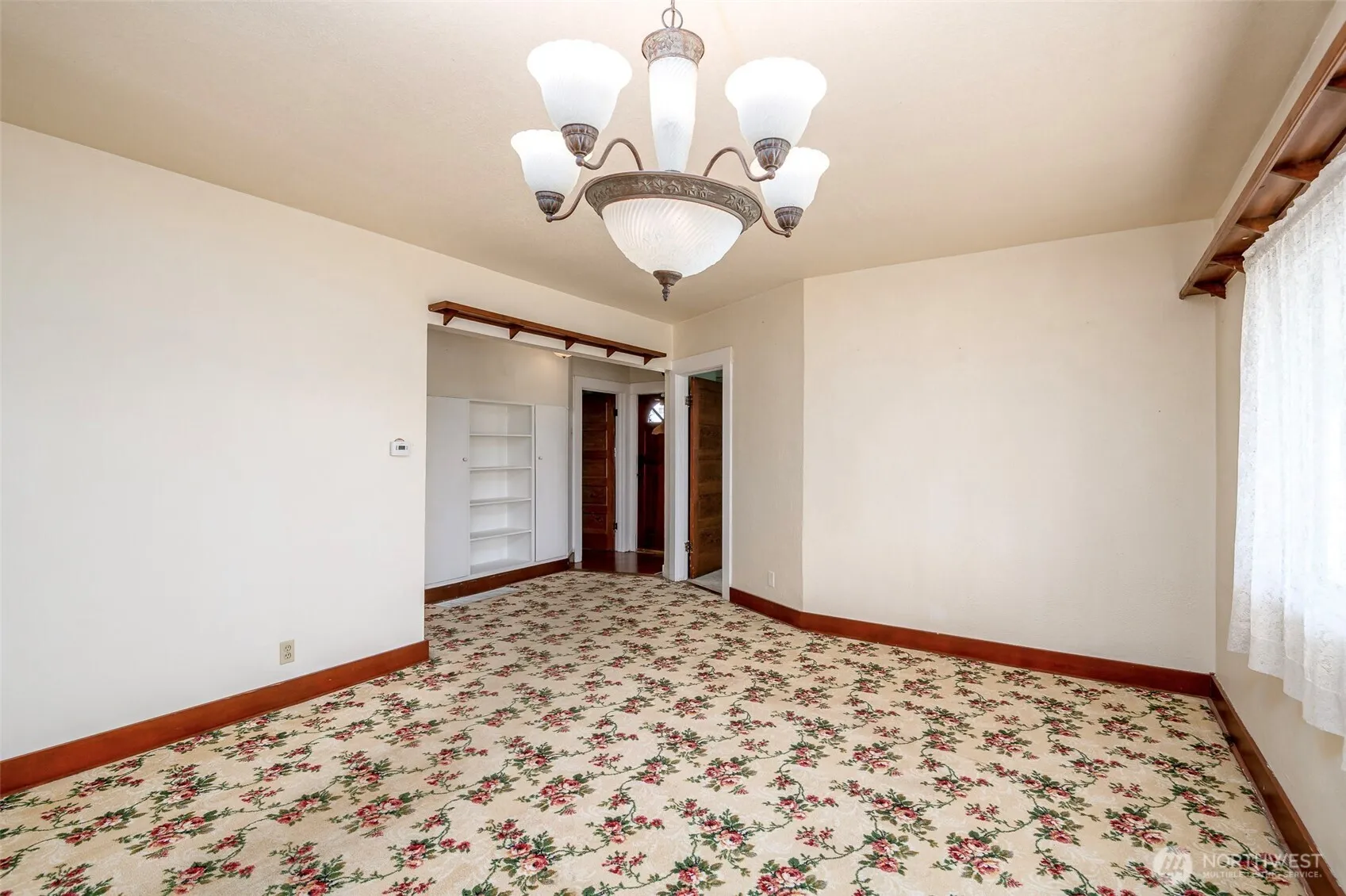 Property photo for 6330 S I Street, Tacoma photo 5