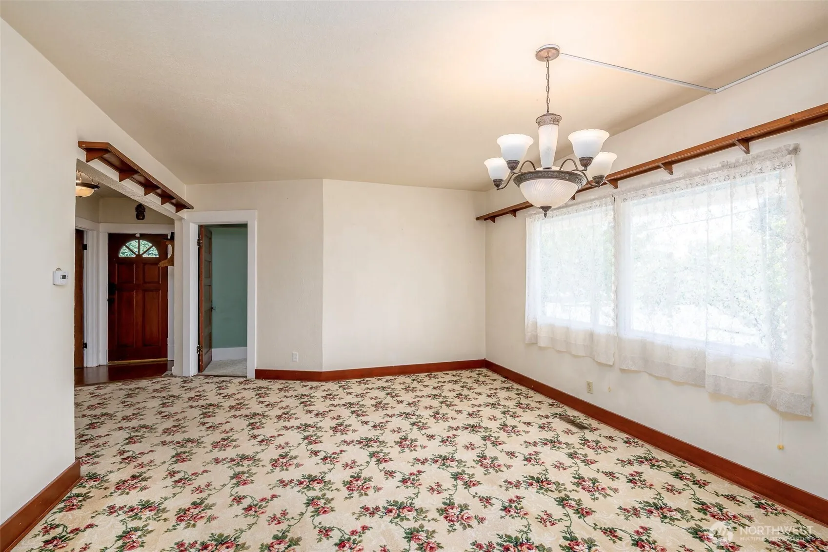 Property photo for 6330 S I Street, Tacoma photo 4