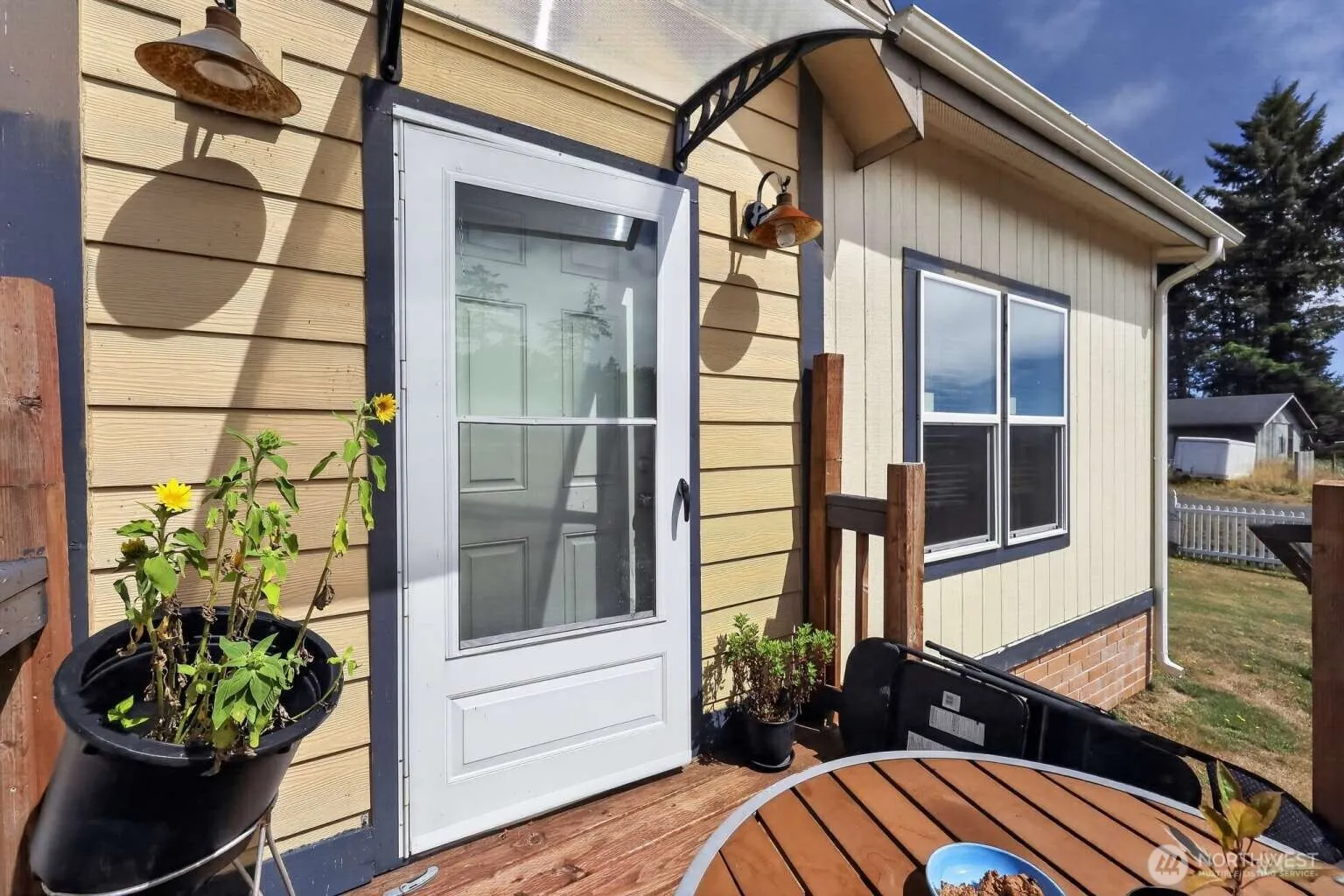Property photo for 505 Chenois Avenue Se, Ocean Shores photo 3