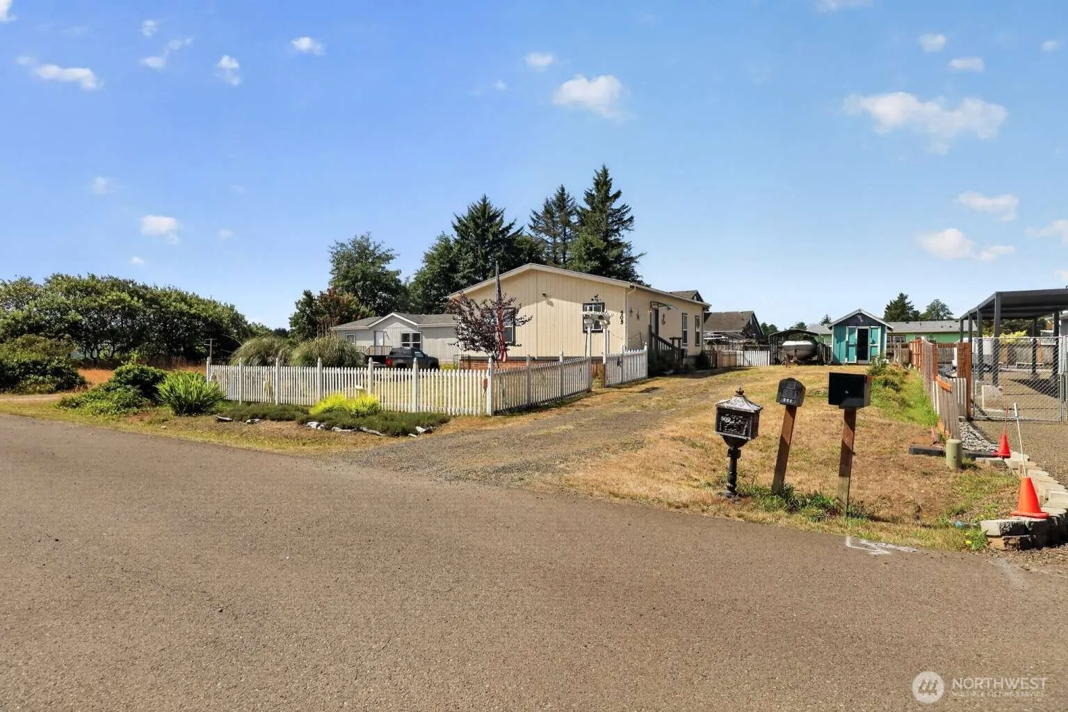 Property photo for 505 Chenois Avenue Se, Ocean Shores