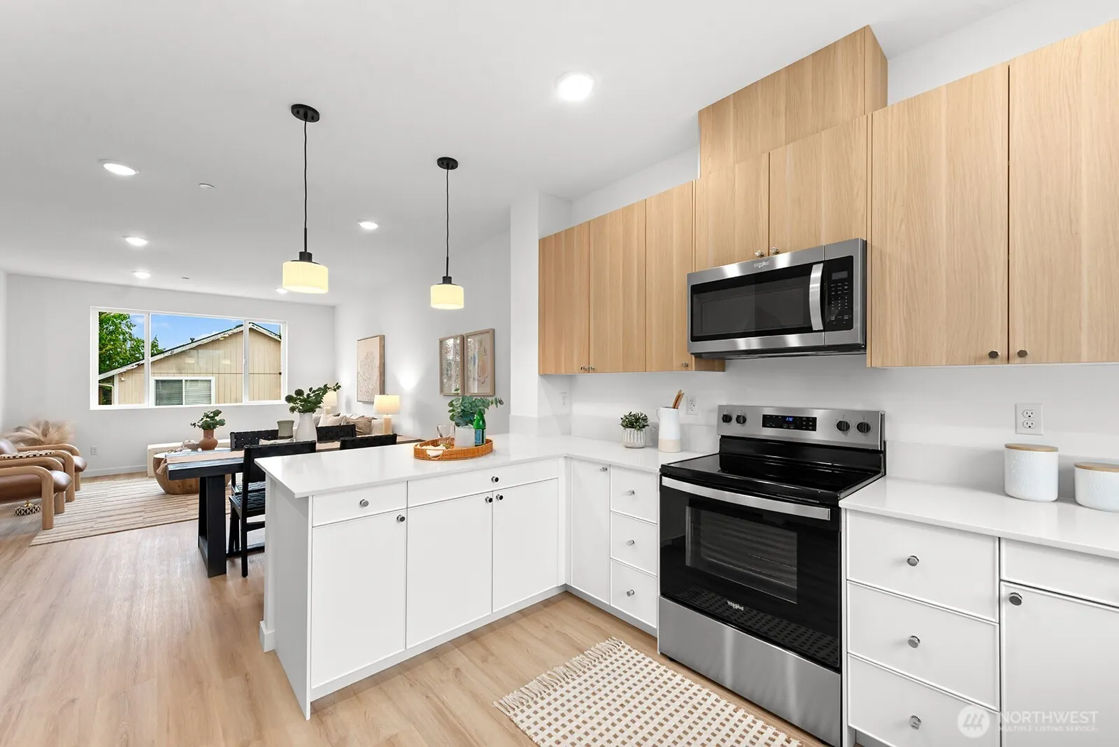 Property photo for 1405 Sw 111th Lane, Seattle