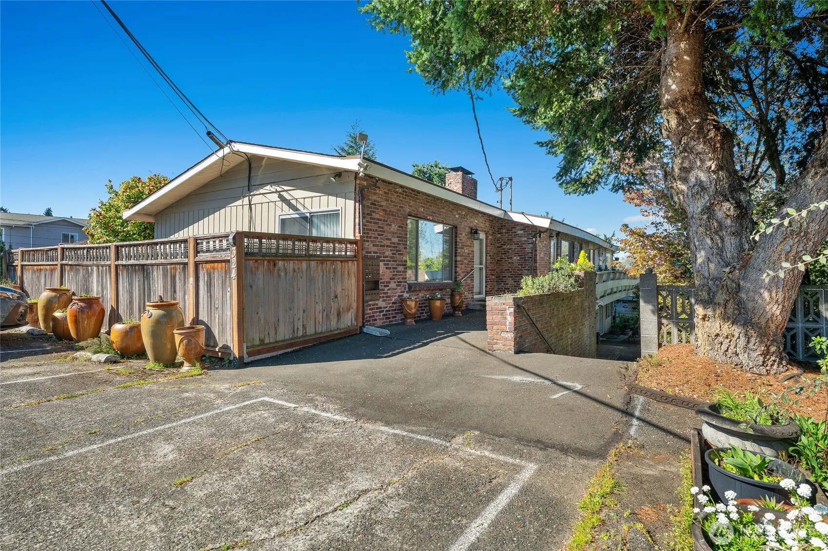 Property photo for 324 3rd Avenue S, Edmonds