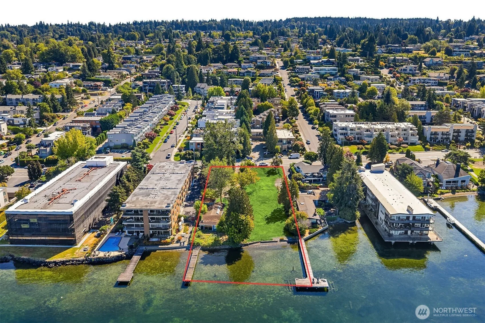 Property photo for 6211 Lake Washington Boulevard Ne, Kirkland photo 3