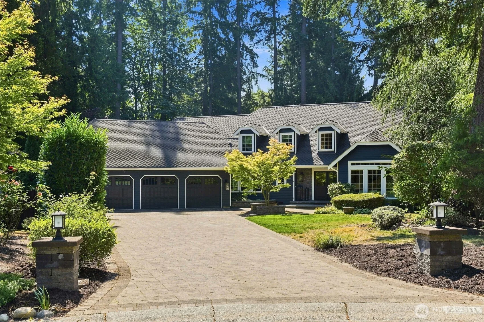Property photo for 22011 Ne 27th Place, Sammamish