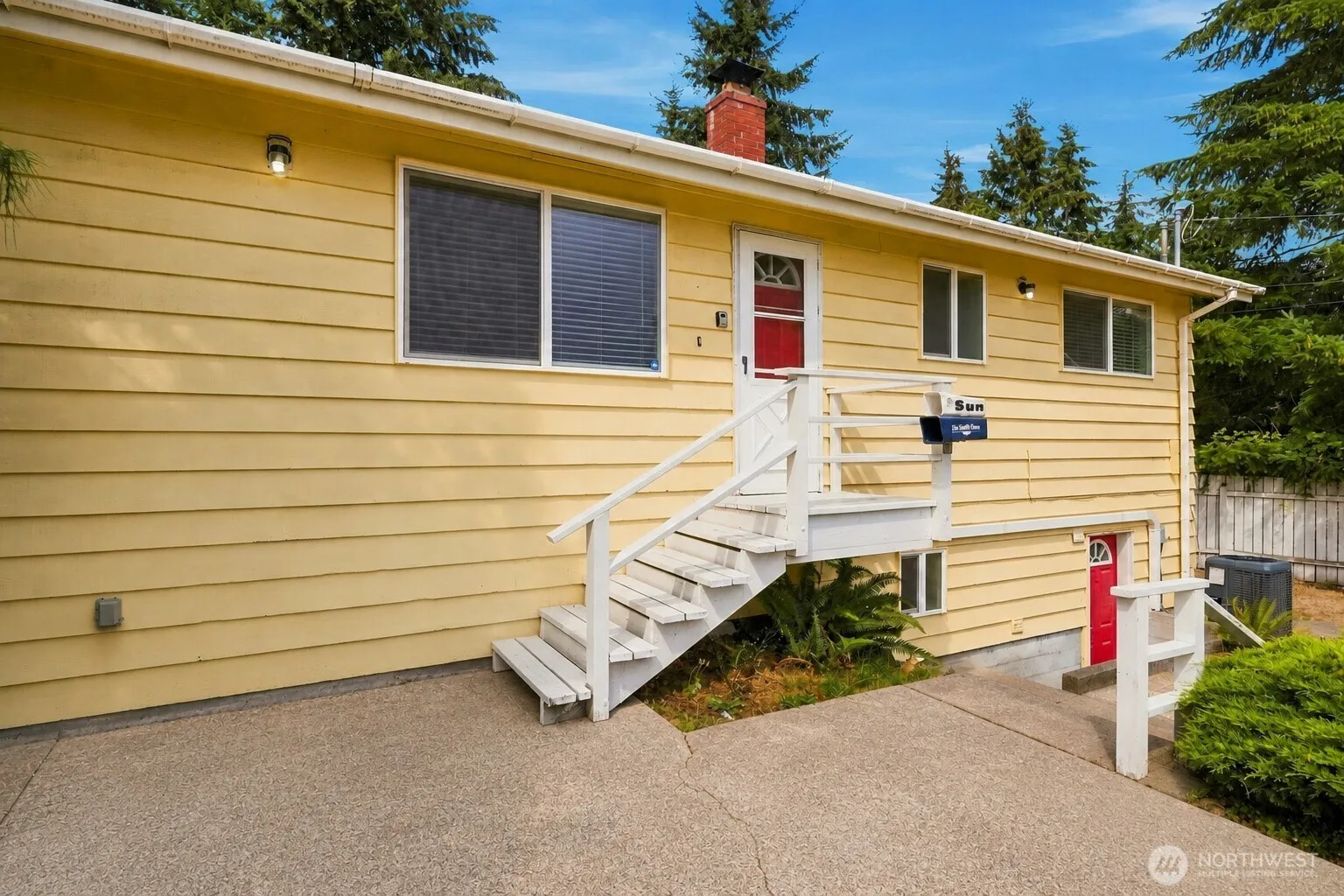 Property photo for 3221 Quatermass Avenue Ne, Bremerton photo 2