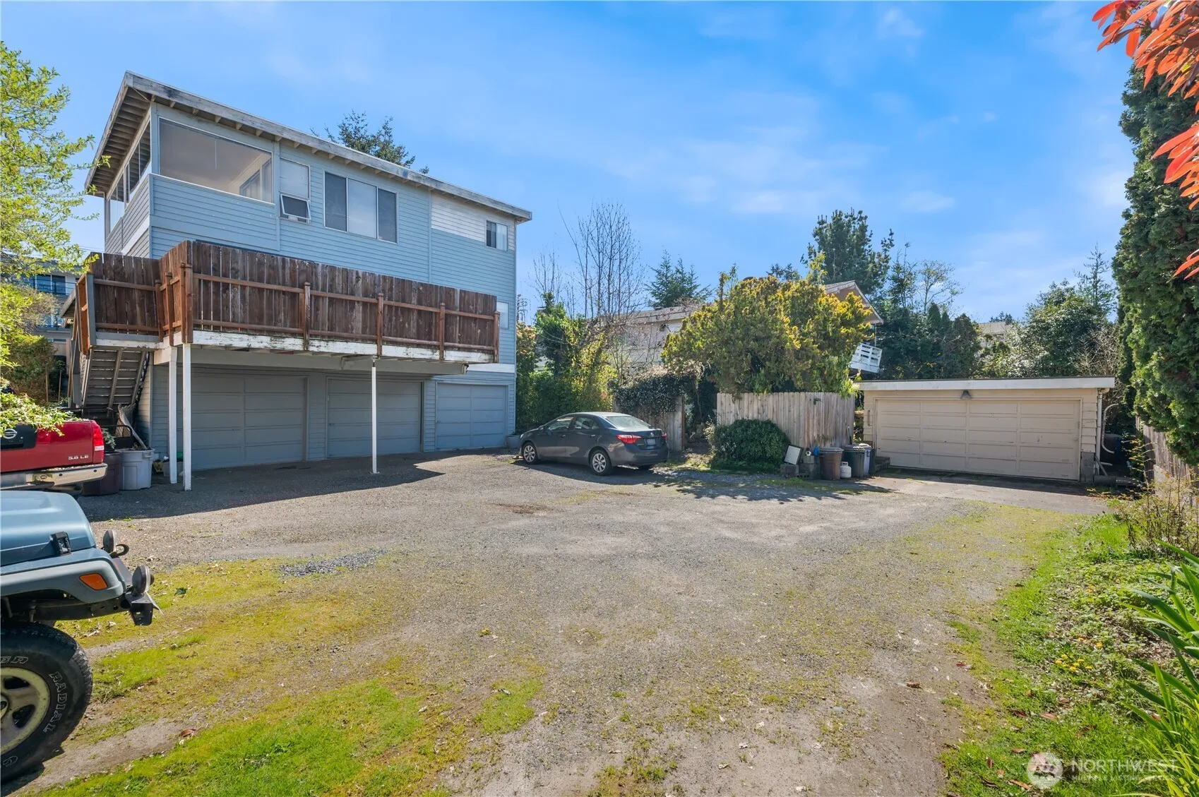 Property photo for 318 3rd Avenue S, Edmonds photo 2