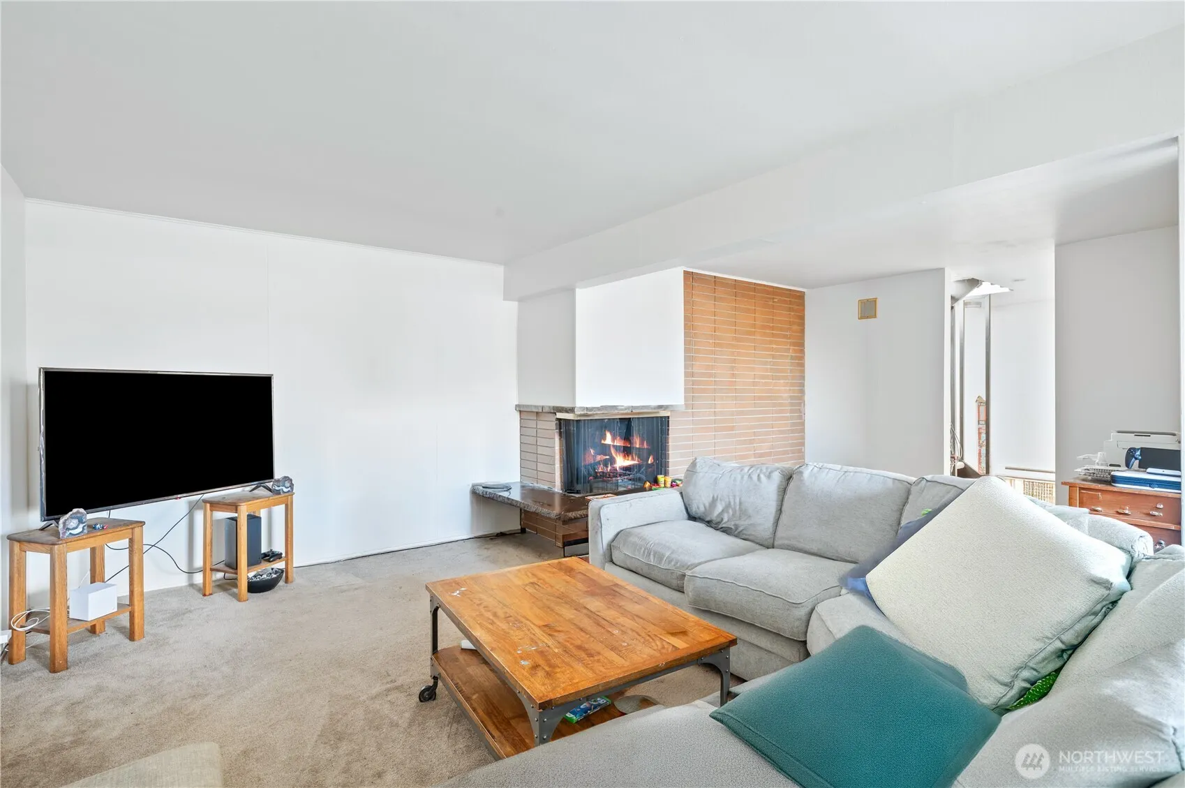 Property photo for 318 3rd Avenue S, Edmonds photo 4