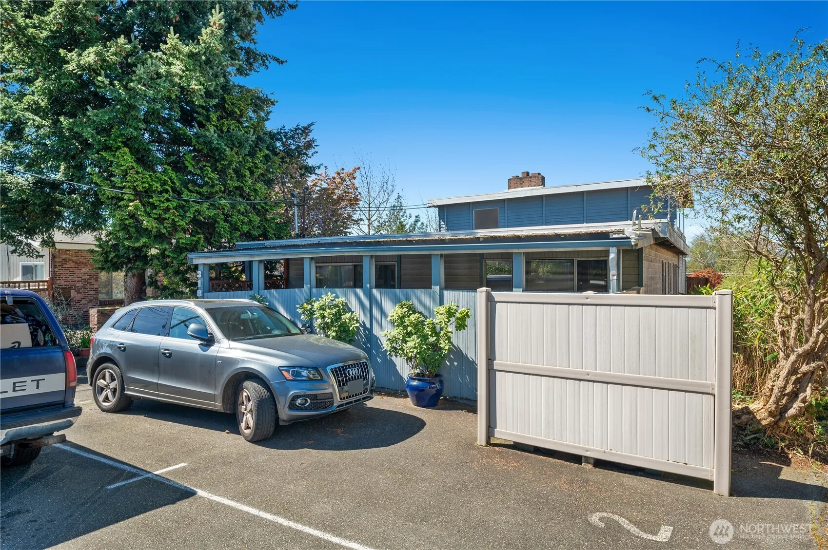 Property photo for 318 3rd Avenue S, Edmonds