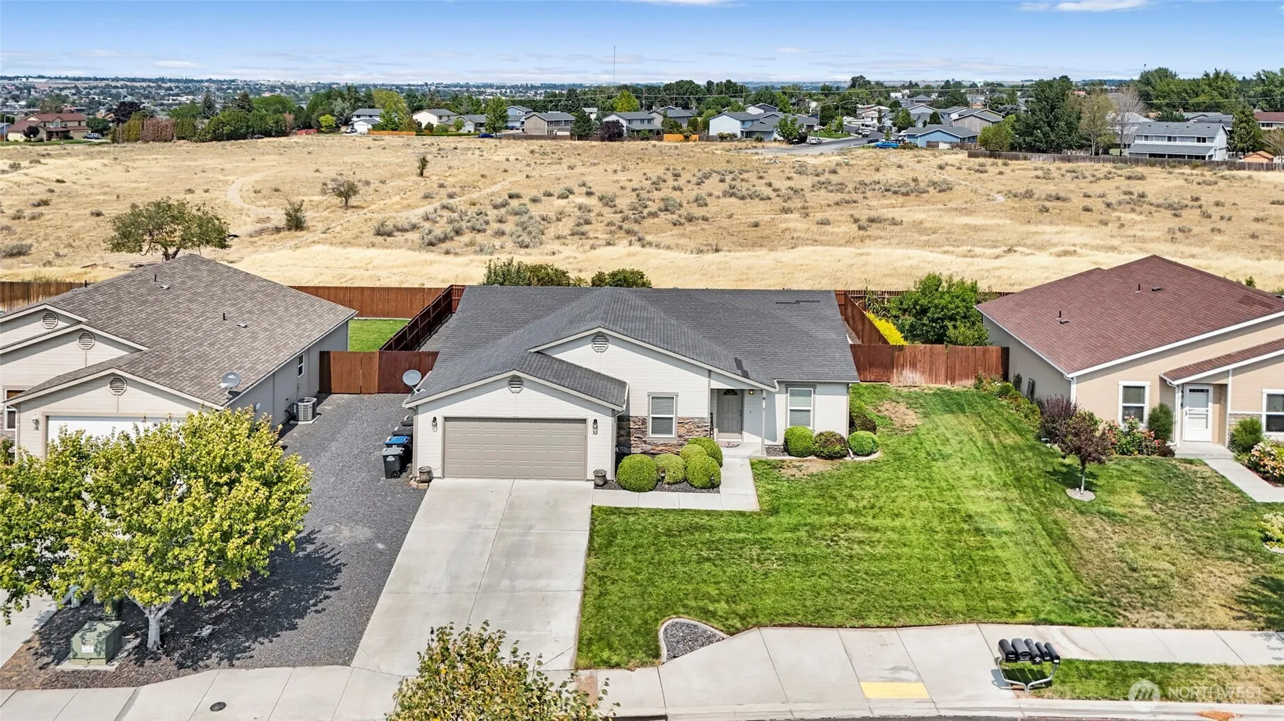 Property photo for 312 E Linden Avenue, Moses Lake photo 2