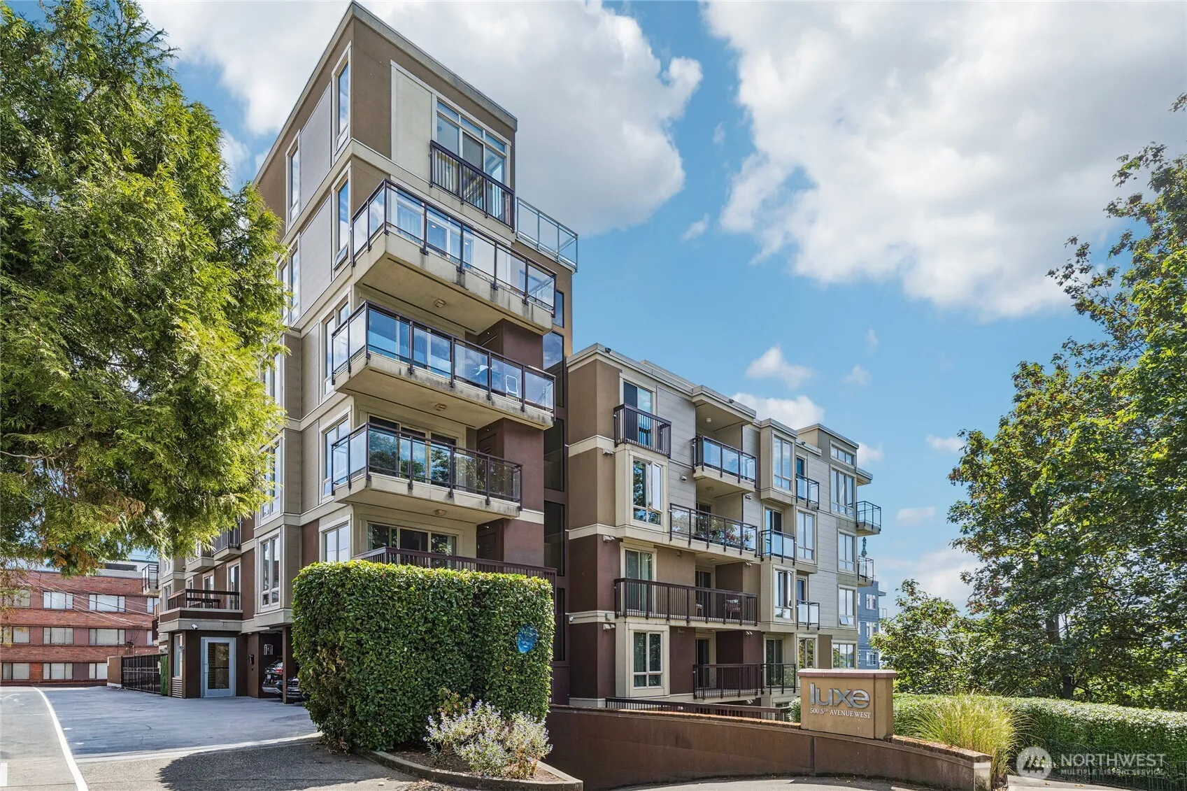 Property photo for 500 5th Avenue W #601, Seattle