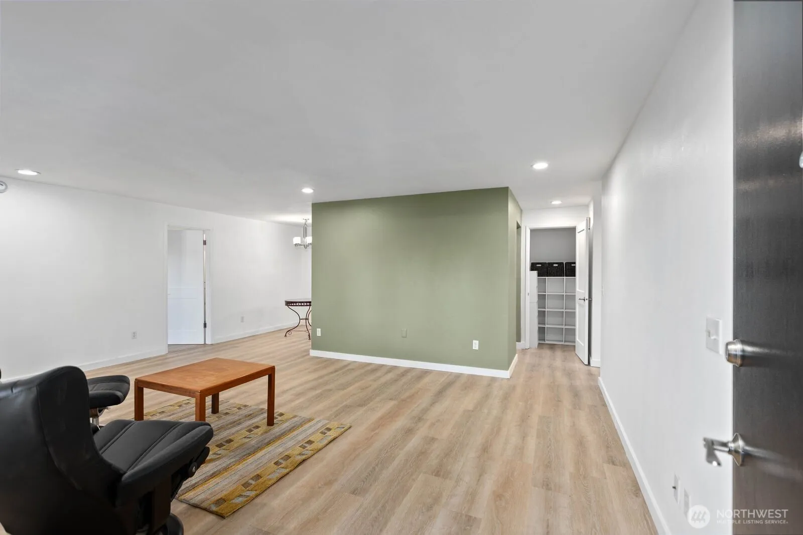 Property photo for 7064 35th Avenue Ne #2, Seattle photo 4