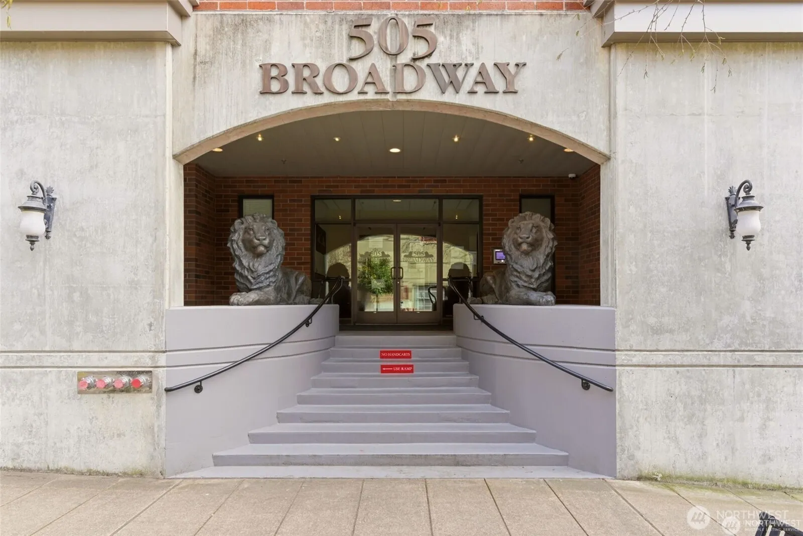 Property photo for 505 Broadway #704, Tacoma photo 2