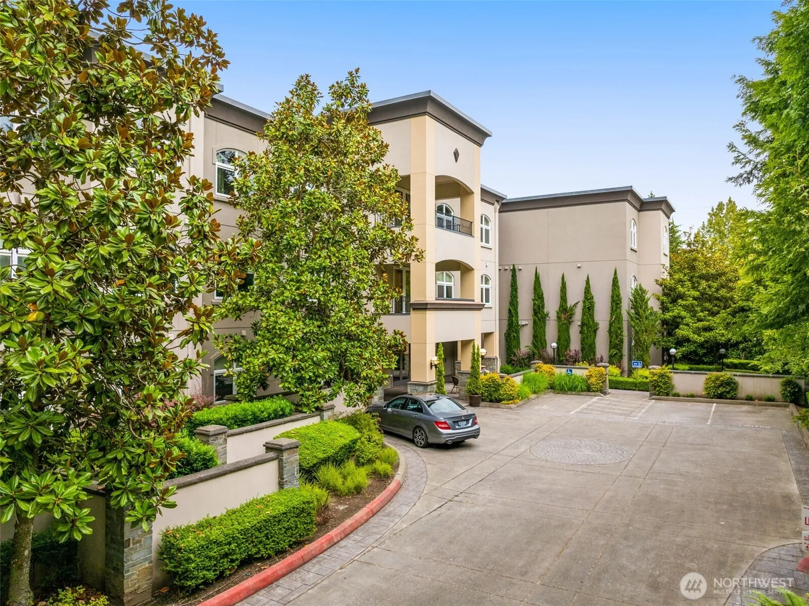 Property photo for 10398 Ne 17th Street #206, Bellevue photo 2
