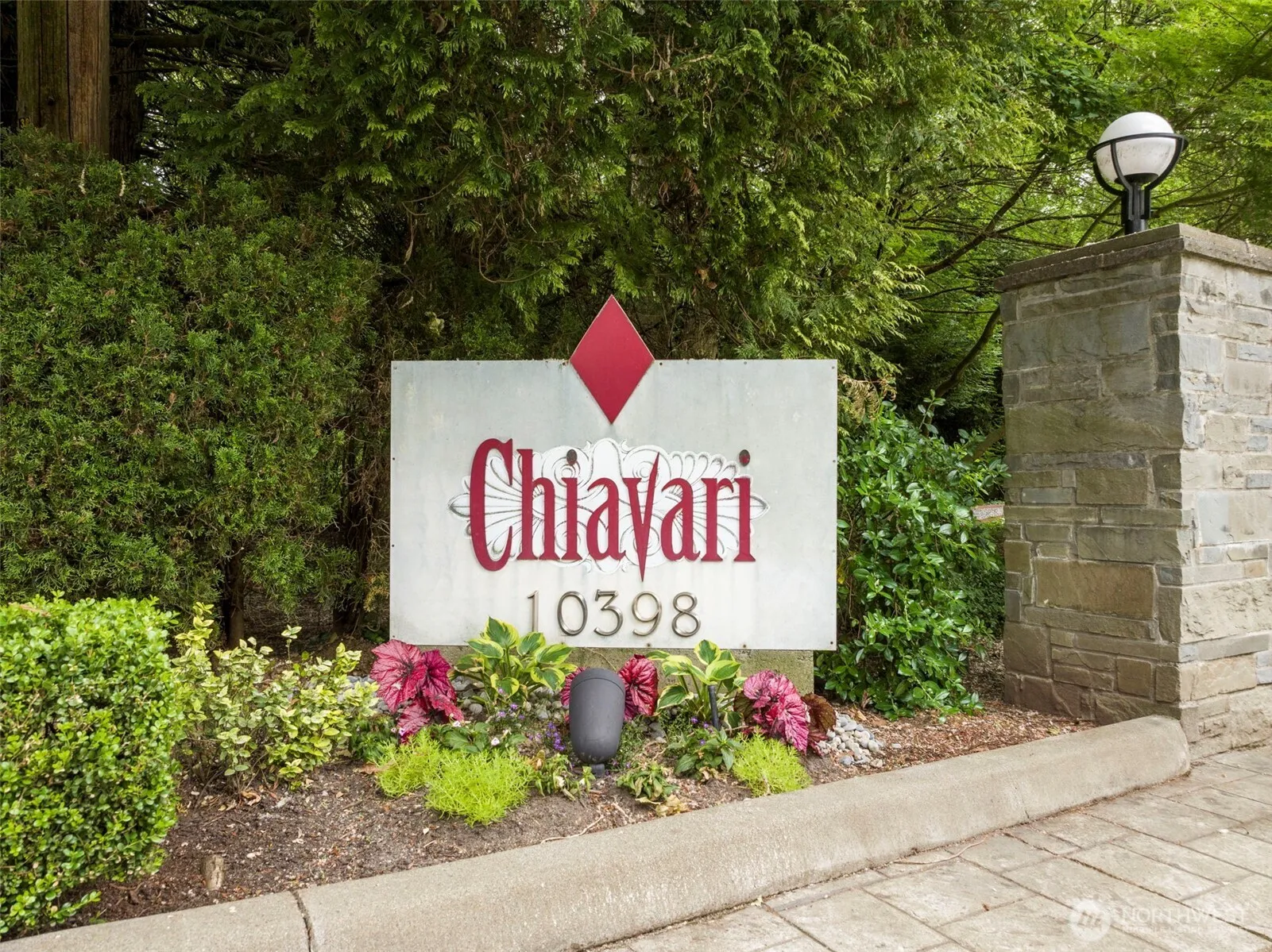 Property photo for 10398 Ne 17th Street #206, Bellevue photo 3
